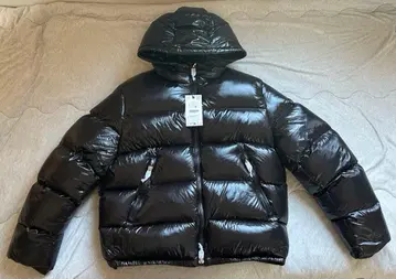 ZARA 후드 부착 광택 퍼프 다운 자켓