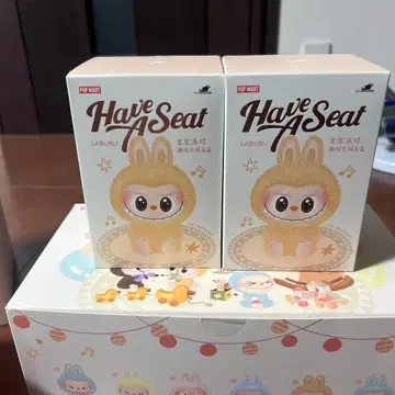 Have A Seat LABUBU 봉제 인형 2개