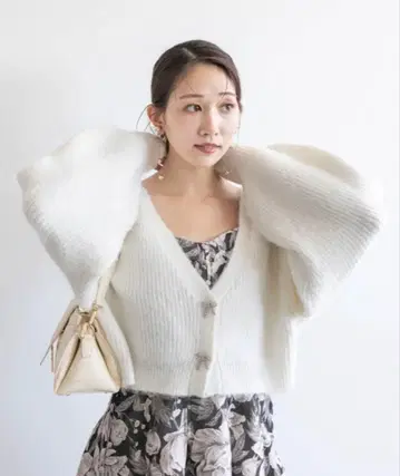 [ RANDA ] 크롭 비쥬 리본 가디건