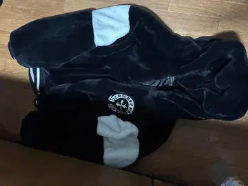 플리스 블랙 저지 풀 집업 자수 로고