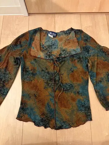 Mystique 플라워 프린트 긴팔 블라우스