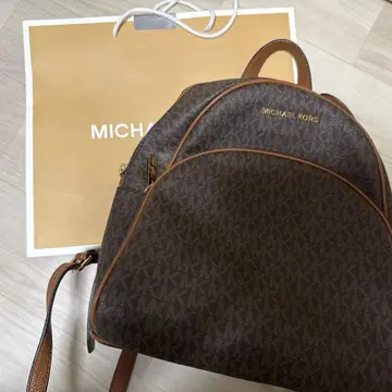 MICHAEL KORS 모노그램 백팩