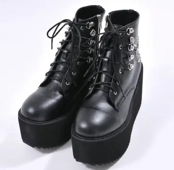 가격 인하 협상 가능 VOLCAN & APHRODITE 통굽 부츠