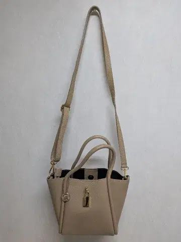 LAURA DI MAGGIO 천연 가죽 미니 숄더백 타우페