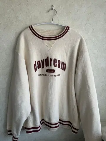 키네마 맨투맨 칼리지 로고 pablo vinci