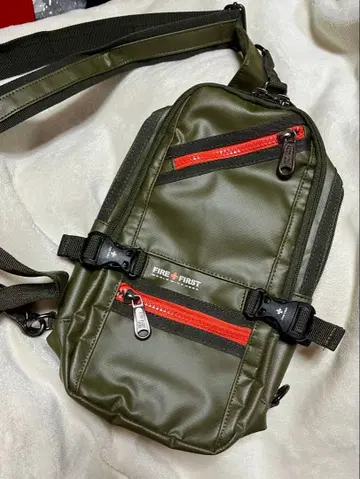 FIRE FIRST 바디백