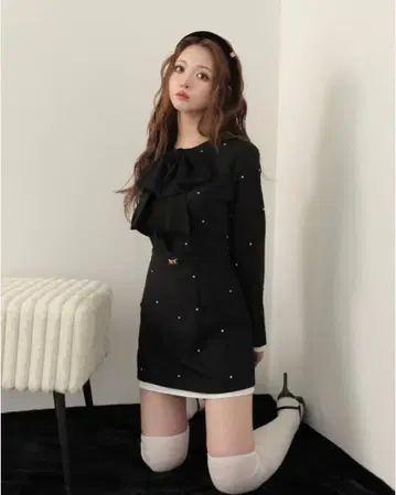 엠미에메 Mmeeme 리본 비쥬 미니 원피스