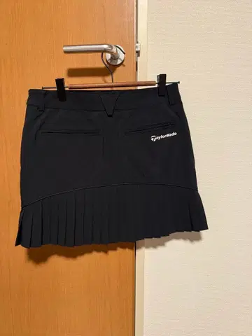 TaylorMade 여성용 골프 플리츠 스커트 S 사이즈