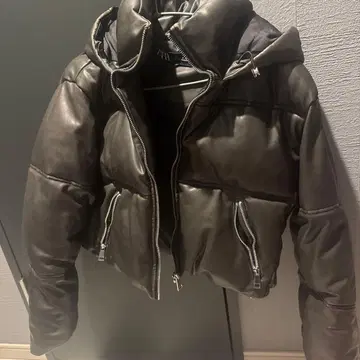 ZARA 인조 가죽 다운 자켓