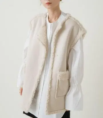 Kastane 리버서블 보아 x 에코 스웨이드 베스트