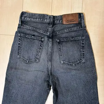 MOUSSY 다크 그레이 플레어 데님