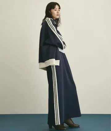 MERLOT 더블 라인 트랙 스커트