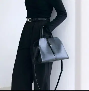 MONOROW BLANC MEDIUM BLACK 핸드백