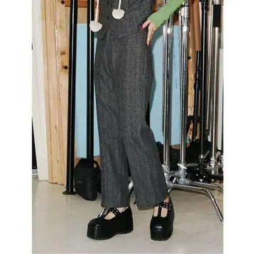 센터 핀턱 스트레이트 팬츠 슬랙스 미사용 jouetie 쥬에티