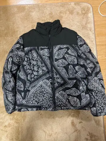 ZARA 자라 반다나 페이즐리 다운 자켓 L