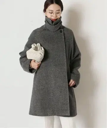 빅토리안내로우 하프 코트