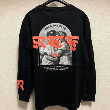 RULE THE FATE 블랙 롱 슬리브 T셔츠 사이즈 2