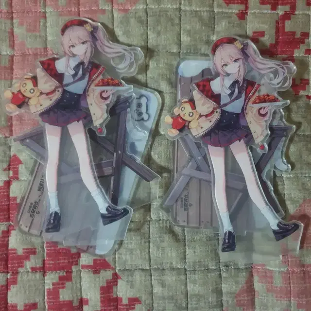 이터널리턴 레니 아크릴스탠드 판매합니다.