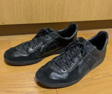 리프로덕션 오브 파운드 EDIFICE 별주 저먼 트레이너