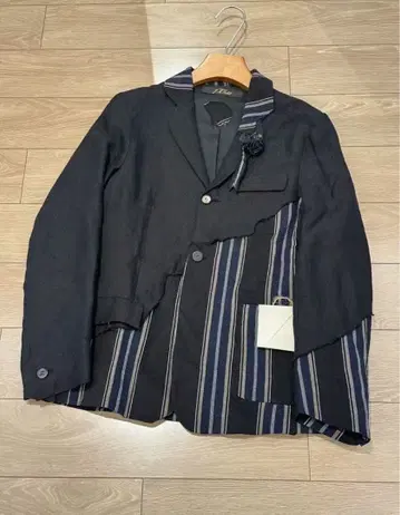 아르키비오 j.m. 리봇 21ss 절개 자켓 새상품