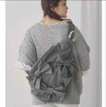 택 포함 미사용 새상품 mercy jenny ribbon 원숄더백