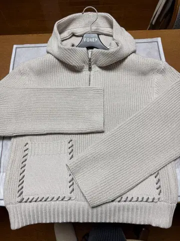 Adeam/신상/미사용/S 사이즈 / 후드 부착 베이지 니트 스웨터