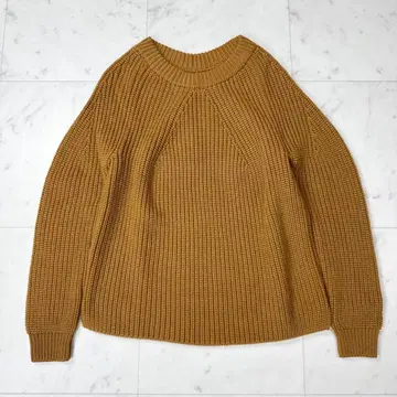 새상품급 바토너 로 게이지 시그니처 크루넥 니트 브라운 계열 사이즈 1