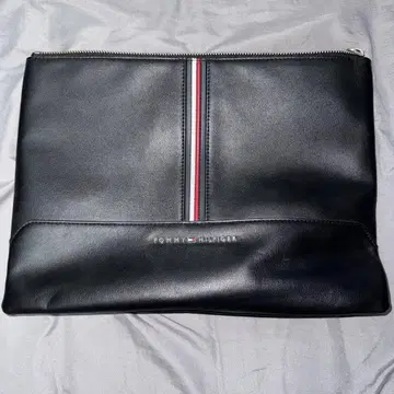 TOMMY HILFIGER 클러치백