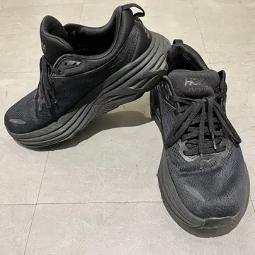 HOKA 블랙 러닝화