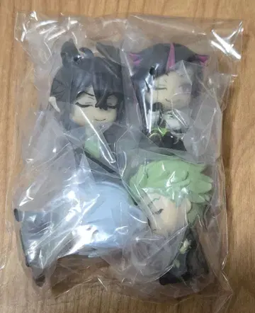 어깨 쿵 트위스테 디어 소므니아 기숙사