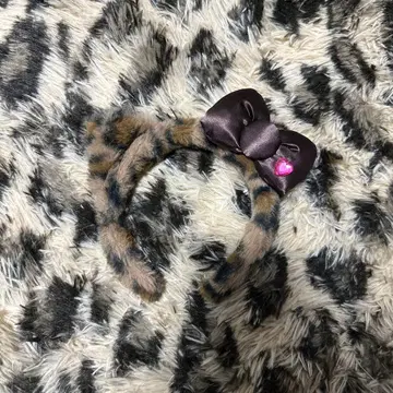 레오파드 무늬 머리띠 키티 kitty