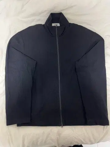 COS 블랙 드라이버 니트