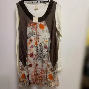 고베 올웨이즈 슬리브리스 튜닉과 티셔츠 L 새상품 택 포함