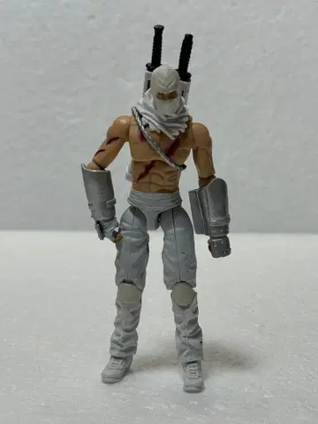 G.I. 조 스톰 쉐도우 피규어