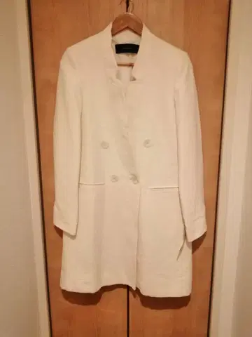 택 포함 새상품 ZARA 자라 베이직 화이트 더블 롱 코트 XS