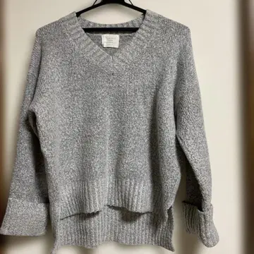 Discoat 그레이 V넥 스웨터 M 새상품급