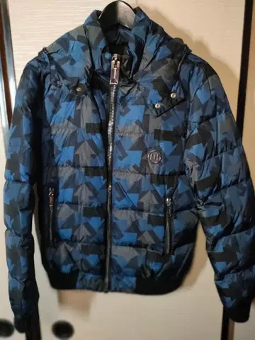 새상품급 LES HOMMES 레좀 다운 자켓 사이즈 46 ( M 상당 )