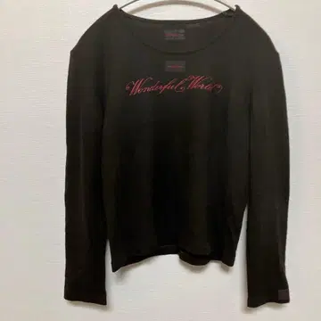 Wonderful World 자수 블랙 긴팔 상의