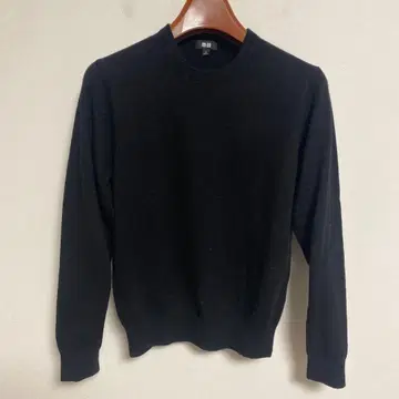 UNIQLO 캐시미어 100% 블랙 크루넥 스웨터 S