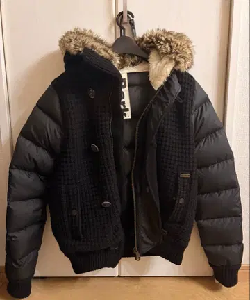 Bark 후드 부착 블랙 다운 자켓/S 사이즈