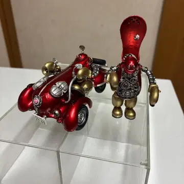 로보콘 S.I.C. 타쿠미다마시 피규어