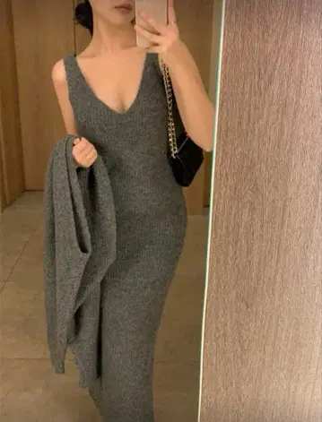 Dazy V넥 니트 원피스 가디건