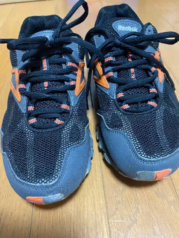 Reebok 스니커즈 블랙/오렌지