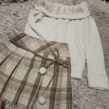 극도로 레어한 20년 정도 전 LIZLISA 시착 정도