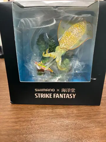SHIMANO STRIKE FANTASY 아오리 이카 피규어