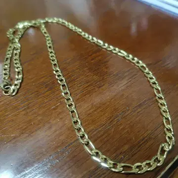 골드 체인 목걸이