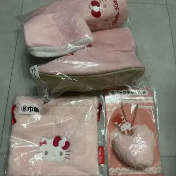 헬로키티 대박 복권 룸슈즈 복조리 백참 A 세트 익명 배송