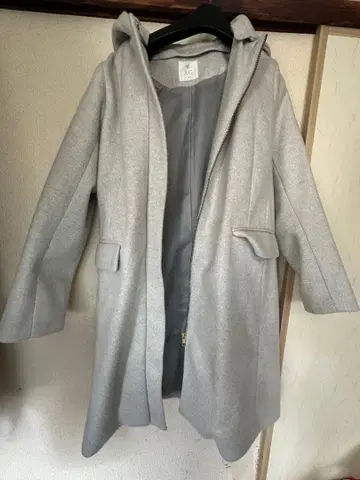 AG 후드 부착 그레이 롱 코트