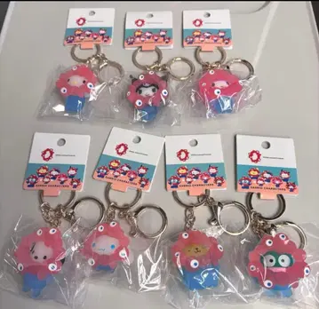 미야쿠미야쿠 산리오  클리어 키링 전 캐릭터 컴플리트