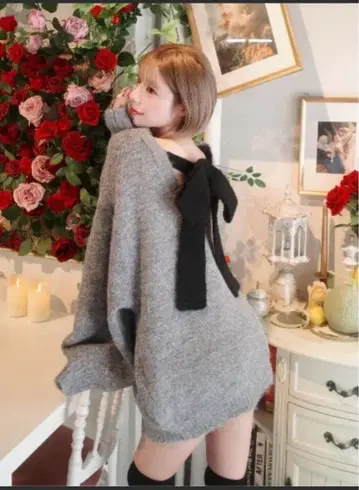 다리치 빅 리본 백 오픈 니트탑